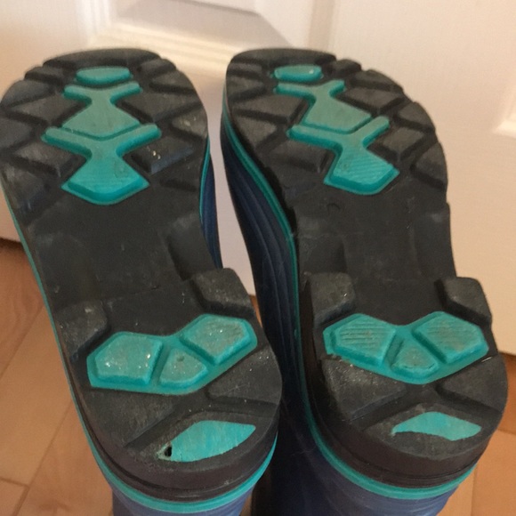 NortherneR Kids Blue Rainboots size 3 (youth) - Picture 4 of 5